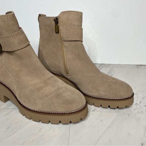 Blondo Dagger Tan Suede Bootie 10M - Picture 9 of 15